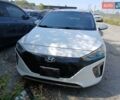 Білий Хендай Ioniq, об'ємом двигуна 0 л та пробігом 200 тис. км за 11500 $, фото 1 на Automoto.ua