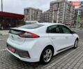 Білий Хендай Ioniq, об'ємом двигуна 0 л та пробігом 102 тис. км за 12200 $, фото 5 на Automoto.ua