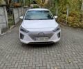 Білий Хендай Ioniq, об'ємом двигуна 0 л та пробігом 141 тис. км за 12000 $, фото 11 на Automoto.ua