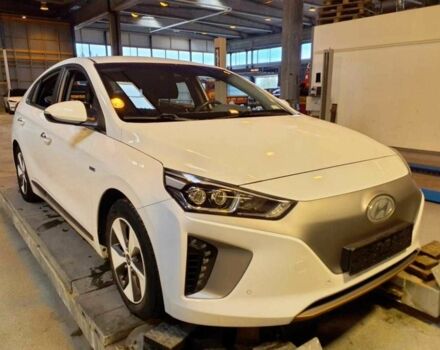 Білий Хендай Ioniq, об'ємом двигуна 0 л та пробігом 132 тис. км за 12300 $, фото 7 на Automoto.ua