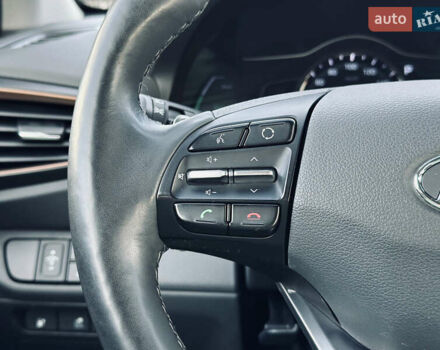 Белый Хендай Ioniq, объемом двигателя 0 л и пробегом 186 тыс. км за 12500 $, фото 52 на Automoto.ua