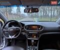 Білий Хендай Ioniq, об'ємом двигуна 1.58 л та пробігом 144 тис. км за 14500 $, фото 16 на Automoto.ua