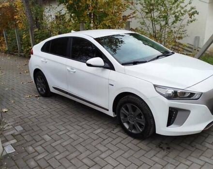 Білий Хендай Ioniq, об'ємом двигуна 0 л та пробігом 141 тис. км за 12000 $, фото 4 на Automoto.ua