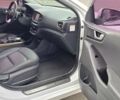 Хендай Ioniq 2017 в Кривом Роге на Automoto.ua Белый Хендай Ioniq, объемом двигателя 0 л и пробегом 69 тыс. км за 15900 $, фото 15 на Automoto.ua