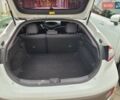 Білий Хендай Ioniq, об'ємом двигуна 0 л та пробігом 71 тис. км за 12200 $, фото 2 на Automoto.ua