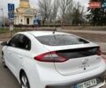 Білий Хендай Ioniq, об'ємом двигуна 0 л та пробігом 52 тис. км за 13000 $, фото 3 на Automoto.ua