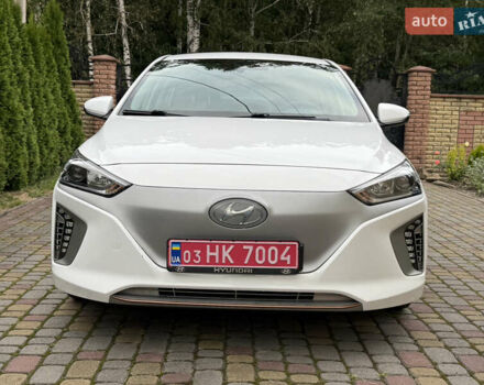 Білий Хендай Ioniq, об'ємом двигуна 0 л та пробігом 117 тис. км за 11900 $, фото 1 на Automoto.ua