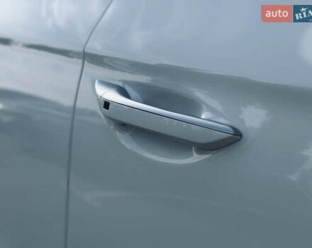 Белый Хендай Ioniq, объемом двигателя 0 л и пробегом 186 тыс. км за 12500 $, фото 10 на Automoto.ua