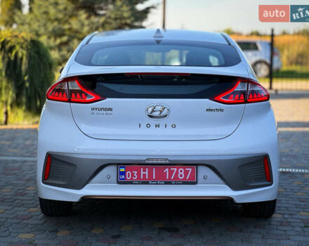 Білий Хендай Ioniq, об'ємом двигуна 0 л та пробігом 165 тис. км за 11900 $, фото 37 на Automoto.ua