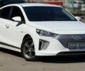 Білий Хендай Ioniq, об'ємом двигуна 0 л та пробігом 190 тис. км за 11600 $, фото 1 на Automoto.ua