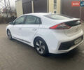 Білий Хендай Ioniq, об'ємом двигуна 0 л та пробігом 198 тис. км за 8800 $, фото 3 на Automoto.ua