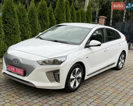 Білий Хендай Ioniq, об'ємом двигуна 0 л та пробігом 117 тис. км за 11900 $, фото 2 на Automoto.ua
