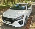 Білий Хендай Ioniq, об'ємом двигуна 0 л та пробігом 116 тис. км за 13300 $, фото 1 на Automoto.ua