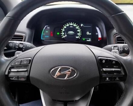 Білий Хендай Ioniq, об'ємом двигуна 0 л та пробігом 141 тис. км за 12000 $, фото 10 на Automoto.ua
