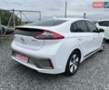 Білий Хендай Ioniq, об'ємом двигуна 0 л та пробігом 96 тис. км за 12599 $, фото 4 на Automoto.ua