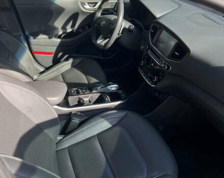Белый Хендай Ioniq, объемом двигателя 0 л и пробегом 150 тыс. км за 11900 $, фото 11 на Automoto.ua