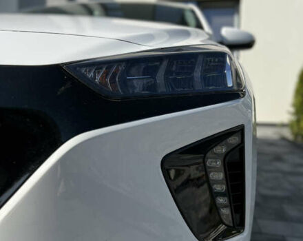 Белый Хендай Ioniq, объемом двигателя 0 л и пробегом 150 тыс. км за 11900 $, фото 15 на Automoto.ua