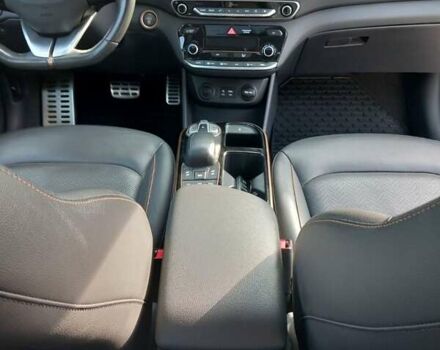 Білий Хендай Ioniq, об'ємом двигуна 0 л та пробігом 105 тис. км за 13700 $, фото 11 на Automoto.ua