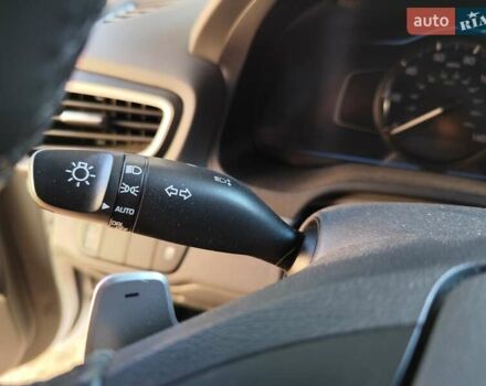Білий Хендай Ioniq, об'ємом двигуна 1.58 л та пробігом 208 тис. км за 15100 $, фото 33 на Automoto.ua