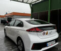 Белый Хендай Ioniq, объемом двигателя 1.6 л и пробегом 149 тыс. км за 12500 $, фото 13 на Automoto.ua