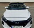 Белый Хендай Ioniq, объемом двигателя 0 л и пробегом 87 тыс. км за 17000 $, фото 1 на Automoto.ua