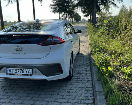 Білий Хендай Ioniq, об'ємом двигуна 0 л та пробігом 232 тис. км за 10150 $, фото 6 на Automoto.ua