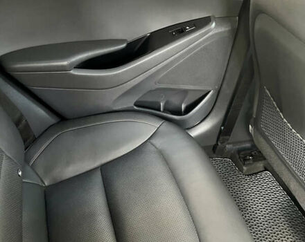 Белый Хендай Ioniq, объемом двигателя 0 л и пробегом 87 тыс. км за 17000 $, фото 40 на Automoto.ua