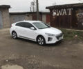 Білий Хендай Ioniq, об'ємом двигуна 0 л та пробігом 124 тис. км за 13500 $, фото 1 на Automoto.ua
