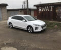 Белый Хендай Ioniq, объемом двигателя 0 л и пробегом 132 тыс. км за 13500 $, фото 1 на Automoto.ua