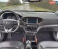 Белый Хендай Ioniq, объемом двигателя 0 л и пробегом 118 тыс. км за 11850 $, фото 36 на Automoto.ua