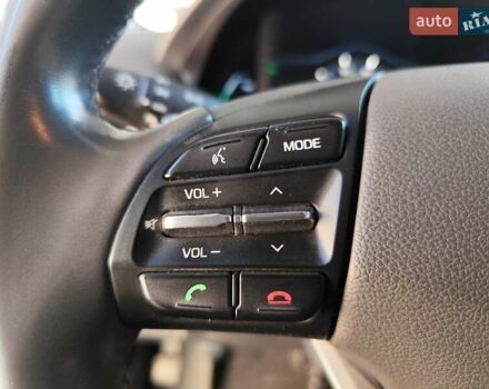 Білий Хендай Ioniq, об'ємом двигуна 1.58 л та пробігом 208 тис. км за 15100 $, фото 35 на Automoto.ua