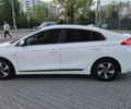 Белый Хендай Ioniq, объемом двигателя 1.6 л и пробегом 105 тыс. км за 14500 $, фото 5 на Automoto.ua