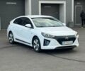 Белый Хендай Ioniq, объемом двигателя 0 л и пробегом 95 тыс. км за 12500 $, фото 17 на Automoto.ua