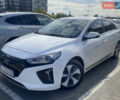 Белый Хендай Ioniq, объемом двигателя 0 л и пробегом 96 тыс. км за 13200 $, фото 1 на Automoto.ua