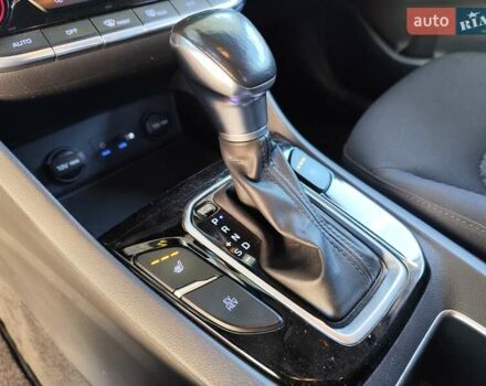 Білий Хендай Ioniq, об'ємом двигуна 1.58 л та пробігом 208 тис. км за 15100 $, фото 37 на Automoto.ua