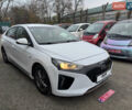 Белый Хендай Ioniq, объемом двигателя 0 л и пробегом 156 тыс. км за 11600 $, фото 2 на Automoto.ua