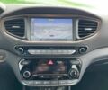 Белый Хендай Ioniq, объемом двигателя 0 л и пробегом 158 тыс. км за 12700 $, фото 13 на Automoto.ua