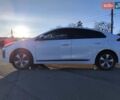 Білий Хендай Ioniq, об'ємом двигуна 1.58 л та пробігом 208 тис. км за 15100 $, фото 3 на Automoto.ua