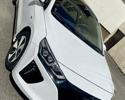 Белый Хендай Ioniq, объемом двигателя 0 л и пробегом 87 тыс. км за 17000 $, фото 8 на Automoto.ua