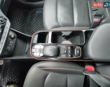 Белый Хендай Ioniq, объемом двигателя 0 л и пробегом 124 тыс. км за 13500 $, фото 11 на Automoto.ua