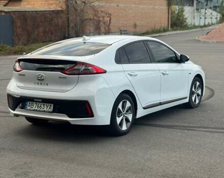 Белый Хендай Ioniq, объемом двигателя 0 л и пробегом 95 тыс. км за 12500 $, фото 14 на Automoto.ua