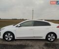 Белый Хендай Ioniq, объемом двигателя 0 л и пробегом 118 тыс. км за 11850 $, фото 2 на Automoto.ua