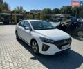 Белый Хендай Ioniq, объемом двигателя 0 л и пробегом 125 тыс. км за 13000 $, фото 1 на Automoto.ua