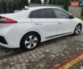 Белый Хендай Ioniq, объемом двигателя 0 л и пробегом 124 тыс. км за 13500 $, фото 2 на Automoto.ua