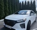 Белый Хендай Ioniq, объемом двигателя 1.58 л и пробегом 160 тыс. км за 13500 $, фото 1 на Automoto.ua