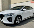 Белый Хендай Ioniq, объемом двигателя 0 л и пробегом 87 тыс. км за 17000 $, фото 1 на Automoto.ua