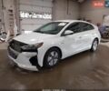 Белый Хендай Ioniq, объемом двигателя 1.58 л и пробегом 146 тыс. км за 2000 $, фото 1 на Automoto.ua