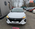 Белый Хендай Ioniq, объемом двигателя 0 л и пробегом 156 тыс. км за 11600 $, фото 3 на Automoto.ua