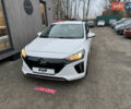Белый Хендай Ioniq, объемом двигателя 0 л и пробегом 156 тыс. км за 11600 $, фото 1 на Automoto.ua