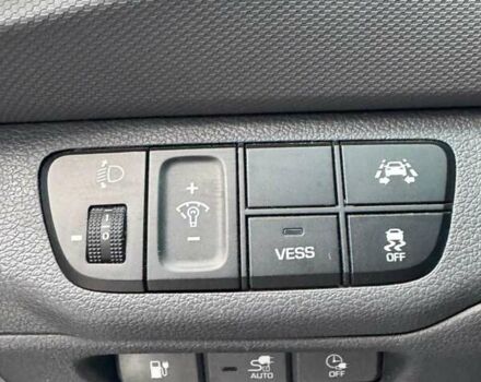 Белый Хендай Ioniq, объемом двигателя 0 л и пробегом 95 тыс. км за 12500 $, фото 9 на Automoto.ua